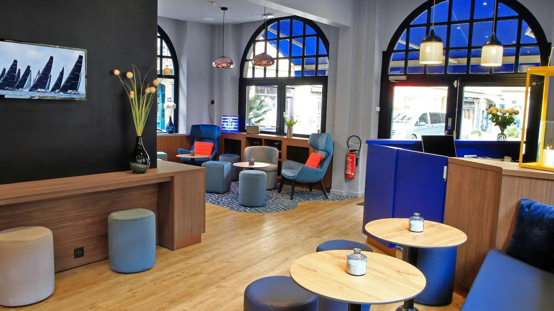 Ibis Styles Saint Malo Centre Historique Hotel 3*, Saint-Malo